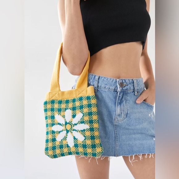 The Ragged Priest Petal Mini Tote Bag - Picture 3 of 4